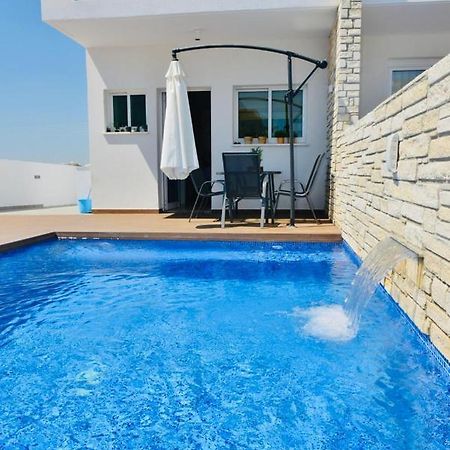 Melanos Residence 2 Bdrm Townhouse With Private Pool Klorakas ภายนอก รูปภาพ