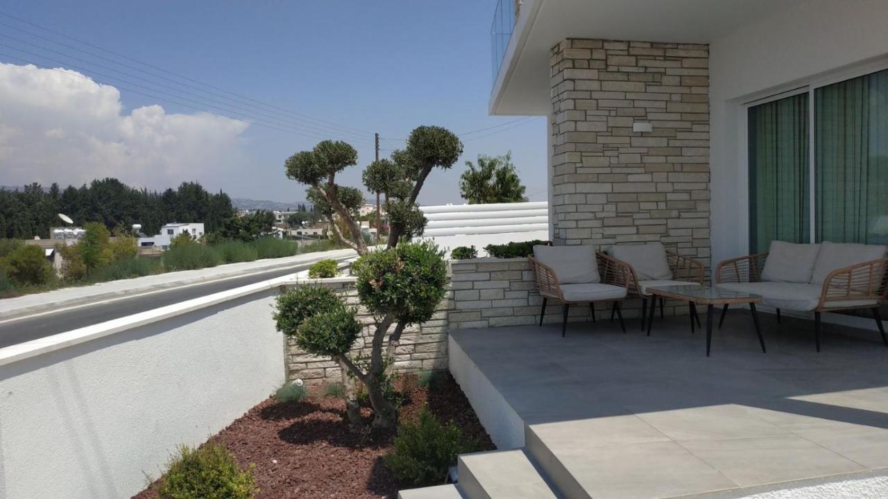 Melanos Residence 2 Bdrm Townhouse With Private Pool Klorakas ภายนอก รูปภาพ