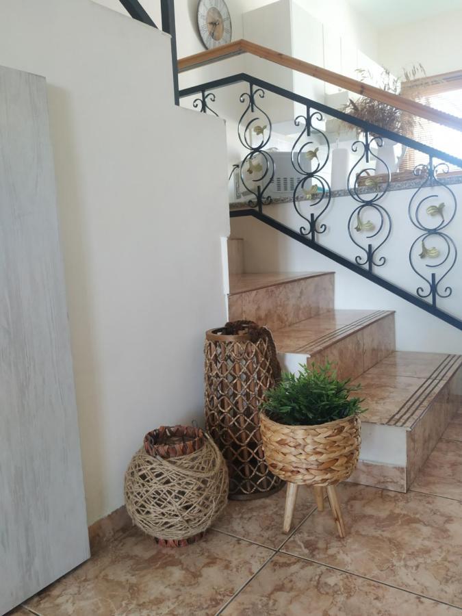 Melanos Residence 2 Bdrm Townhouse With Private Pool Klorakas ภายนอก รูปภาพ
