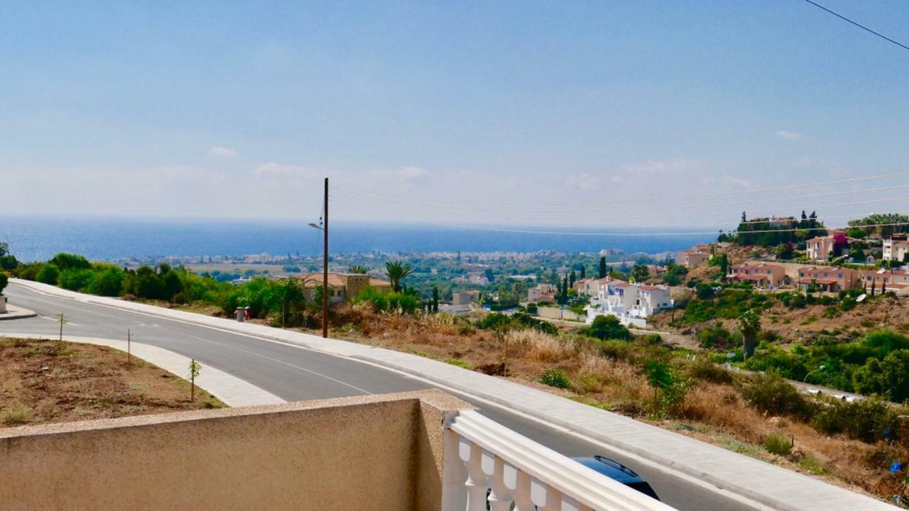 Melanos Residence 2 Bdrm Townhouse With Private Pool Klorakas ภายนอก รูปภาพ